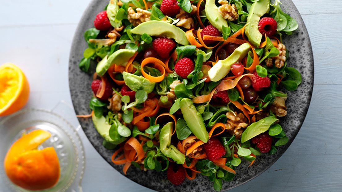 Fremsyn pouch Fakultet Farverig Salat Opskrift med Frugt → 15 min | Se Opskriften Her!